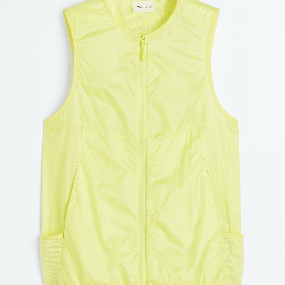 H&M LIGHTWEIGHT RUNNING VEST